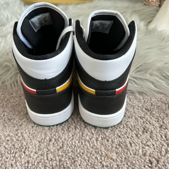 ‼️🔥 Jordan 1 Alternate Swoosh🔥‼️ - Picture 4 of 7